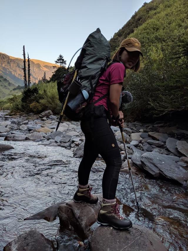 专为女性设计的登山鞋,Zamberlan赞贝拉登山鞋户外开箱实测