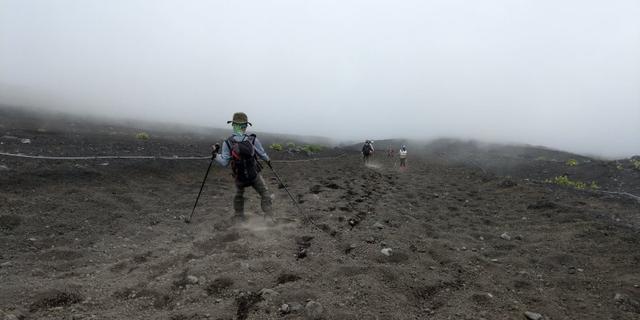 徒步登山要带登山杖,意大利著名登山杖品牌Fizan实测体验