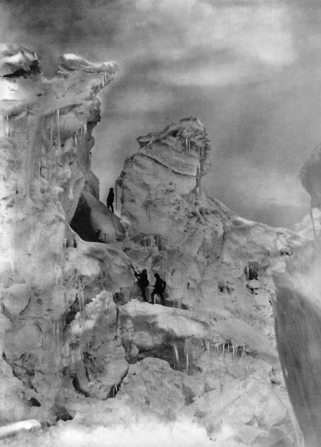 公认最难攀登的乔戈里峰,为情所困的意大利王子爬K2留名登山史