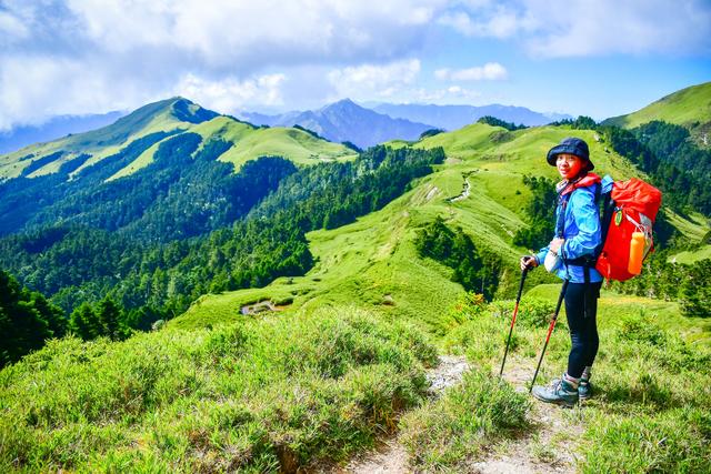 msr登山杖实测,一款除了登山还能滑雪用的折叠杖