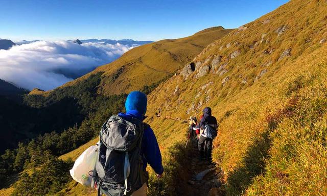 给准备登山的朋友一些建议,新手登山可以看看