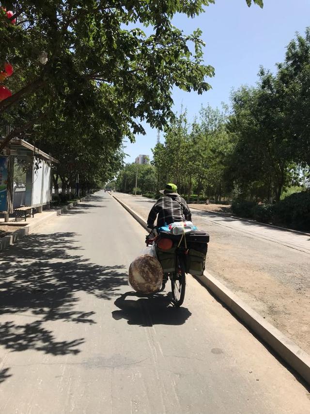 新疆独库公路骑行攻略,来一场说走就走的旅行
