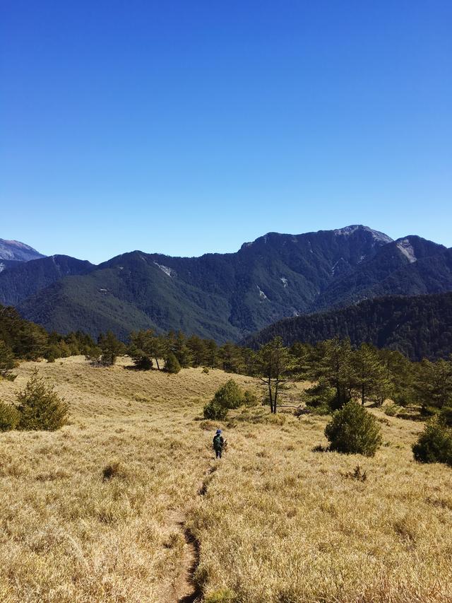 登山鞋中的“法拉利”,AKU轻量多功能登山徒步鞋实测体验