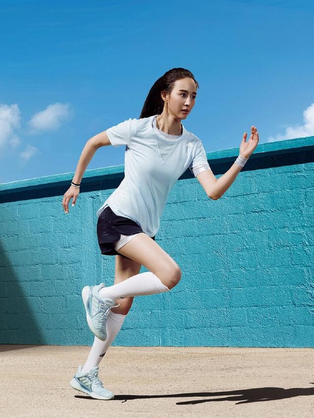 adidas阿迪达斯推出CLIMACOOL系列跑鞋,双足无死角的凉感