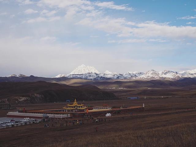 还记得那年秋天的稻城亚丁吗?第一次去稻城亚丁旅游心得体会