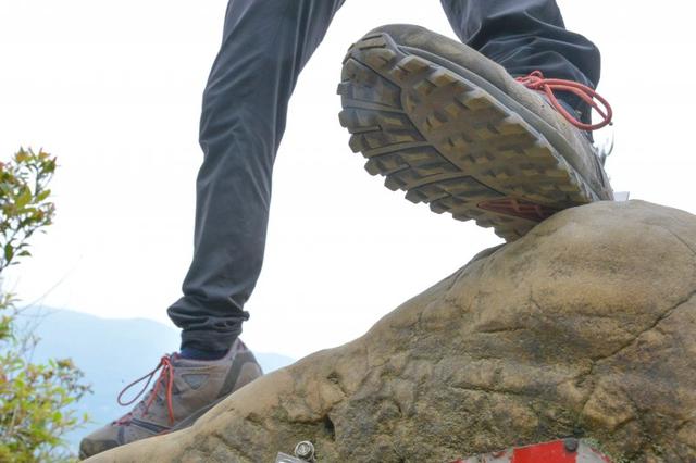 AKU意大利防水低帮登山鞋测评,给你章鱼般的抓地力