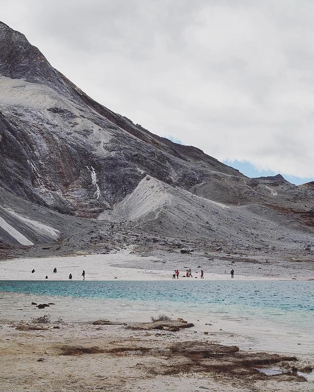 还记得那年秋天的稻城亚丁吗?第一次去稻城亚丁旅游心得体会