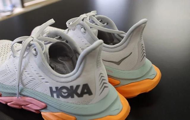 HOKA ONE ONE全新Clifton Edge系列跑鞋鞋款上市