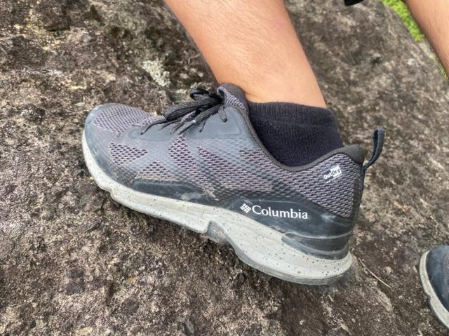 户外徒步鞋推荐,Columbia哥伦比亚多功能防水徒步鞋实测