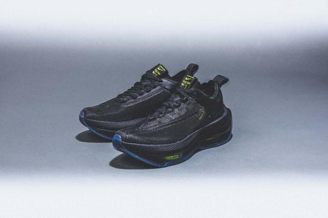 Nike耐克Zoom Double Stacked双层气垫跑鞋,一双鞋穿上长高5.6公分