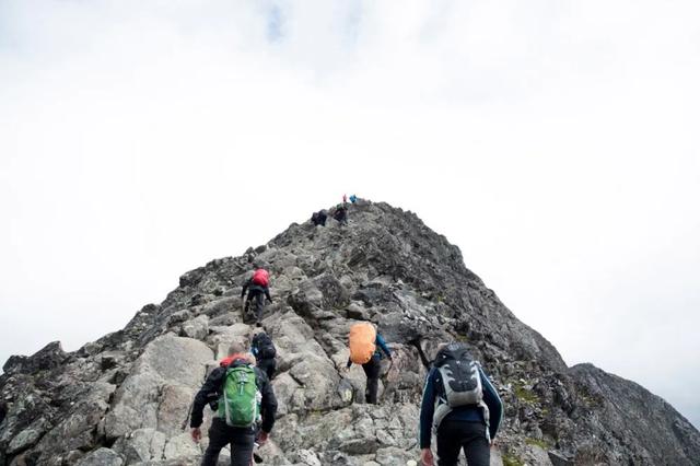 登山的注意事项,告诉你这6个登山习惯是对是错
