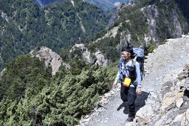 看测评买好货,攀山鼠klattermusen耐磨登山长裤体验