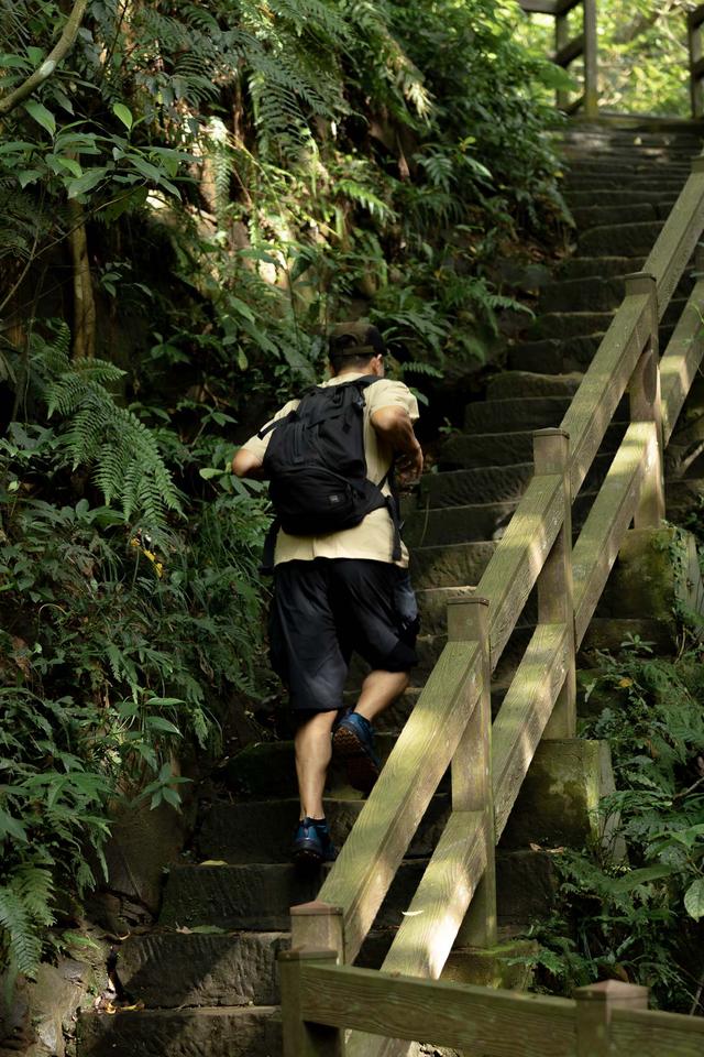 Columbia哥伦比亚全新FACET系列登山鞋,出走态度就是要冒险