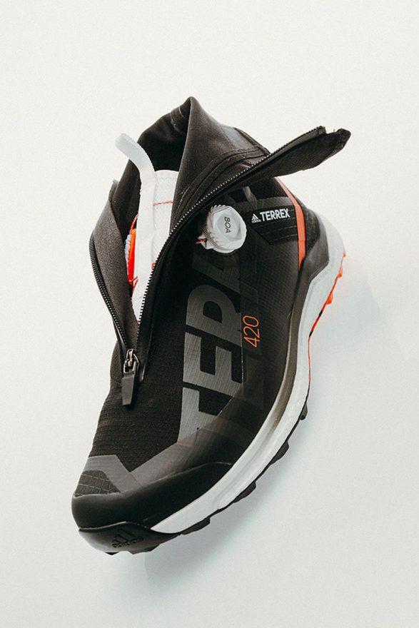 想在喜马拉雅山上跑步,这双adidas获奖越野鞋说可以