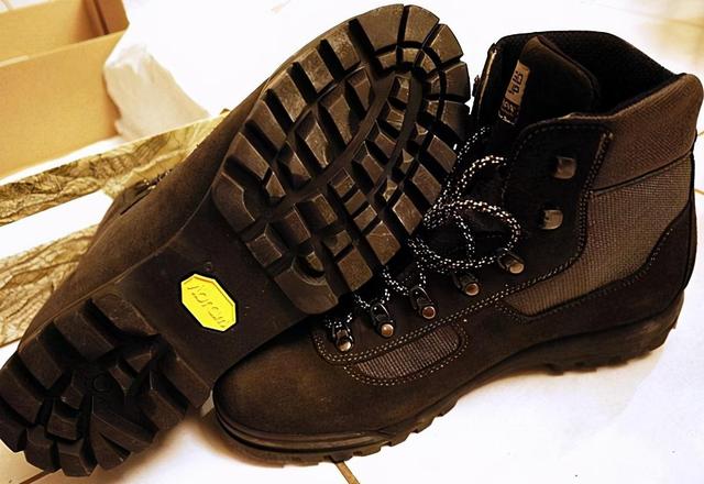 户外需要一双好鞋,SCARPA 登山鞋开箱