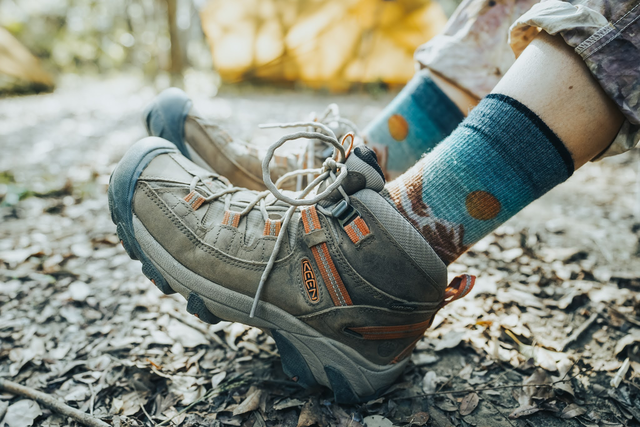 最新的一款KEEN登山鞋,驴友对科恩KEEN限量纪念款登山鞋测评