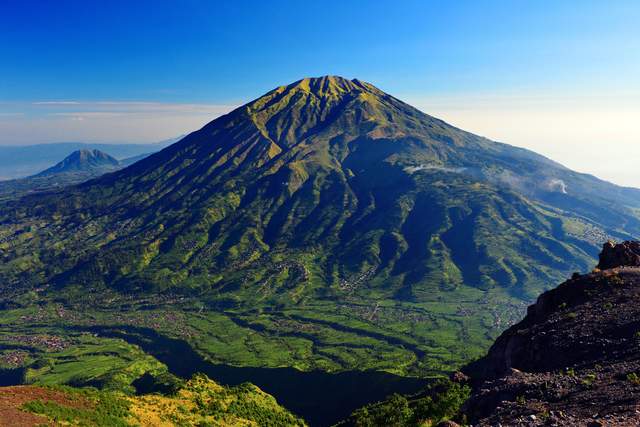 印尼火山徒步之旅,这三座不同的火山有三种体验
