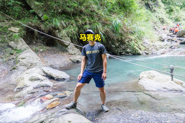 你还在穿传统的高帮登山鞋吗?实测Merrell迈乐低帮徒步鞋