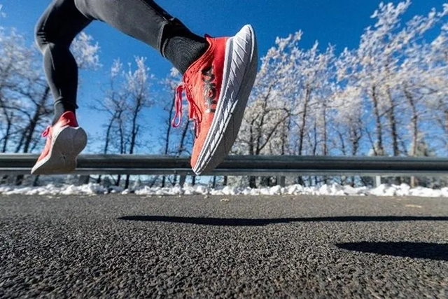 一双适合大部分人的跑鞋,HOKA ONE ONE赶紧买一双