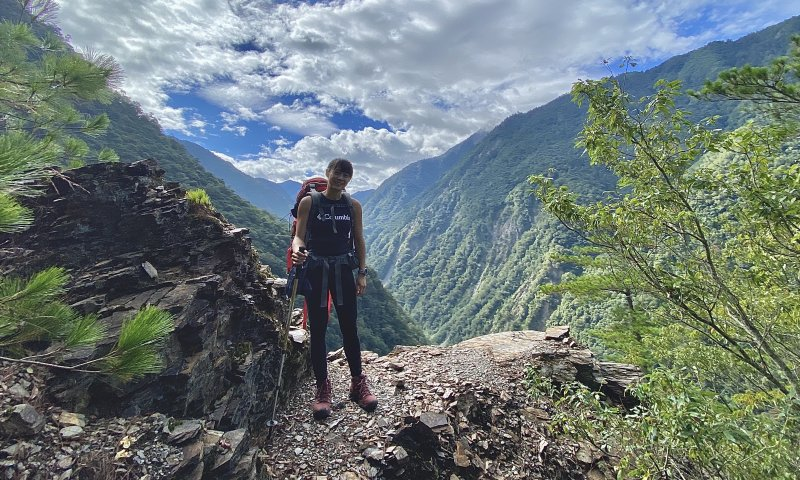 你刚好需要找一双登山鞋,可以看看美国品牌KEEN登山鞋实测