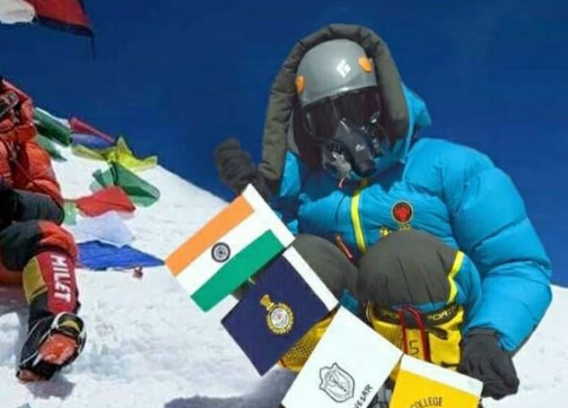 印度人谎称登珠穆朗玛峰,被尼泊尔禁止攀登国内山峰十年