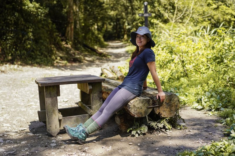 lowa徒步鞋怎么样，美女登山体验真实感受