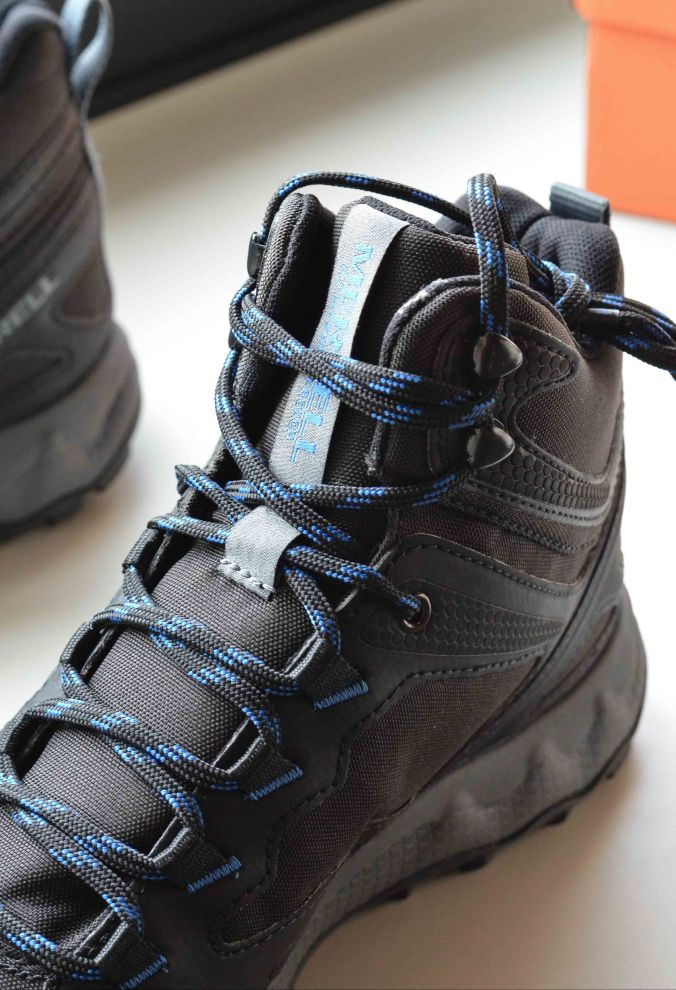 开箱迈乐MERRELL GORE-TEX登山鞋评价，好看好搭超轻量的防水登山鞋