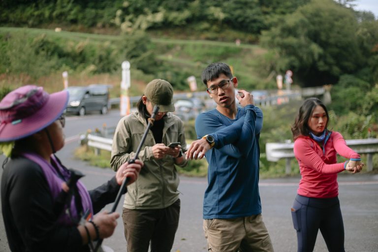 爬山回来会膝盖痛吗?10个方法教你避免徒步时膝盖疼痛_徒步, 登山-买户外